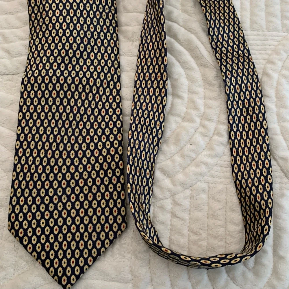 Stanley Blacker Black and Beige Patterned Tie
